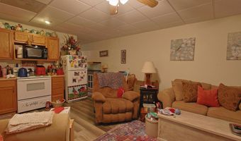 200 WOODS Ln, Anna, IL 62906