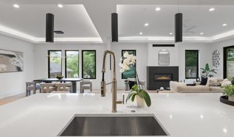 3644 N VERMONT St, Arlington, VA 22207