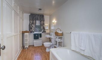 1822 Brevard Pl, Camden, SC 29020