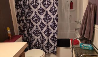 121 Harold Dr, Ashland, OH 44805