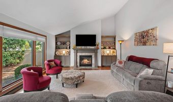 3547 N WINDWARD Ln, Appleton, WI 54911