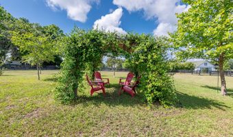 9311 NW 143RD St, Alachua, FL 32615