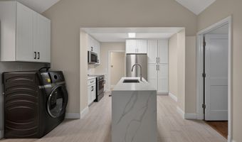 8023 WASHINGTON Ave, Alexandria, VA 22308