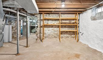 1015 E ELDORADO St, Appleton, WI 54911
