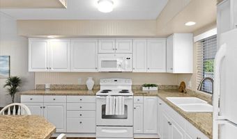 7241 Santa Barbara St 300, Carlsbad, CA 92011