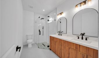 2005 Robert Ave, Alva, FL 33920