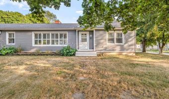 123 Mount Hope Ave, Bangor, ME 04401