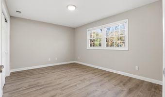 19 ROE Ln, Arnold, MD 21012