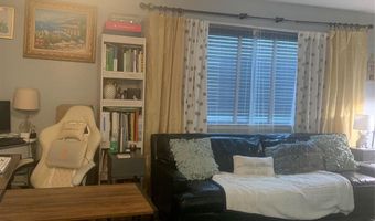 615 Broadway 81, Amityville, NY 11701