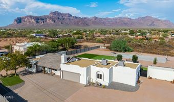 2293 S MARLOW Rd, Apache Junction, AZ 85119