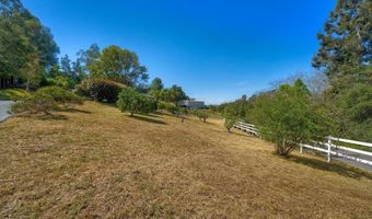 2830 Green Canyon Rd, Fallbrook, CA 92028