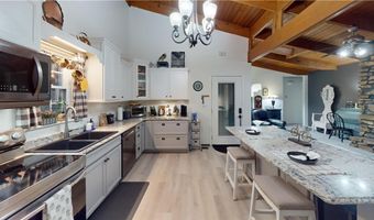 12 Branston Cir, Bella Vista, AR 72714