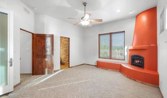 325 Braught Ln, Bosque Farms, NM 87068