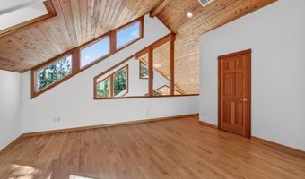 307 Hillcrest St, Ashland, OR 97520