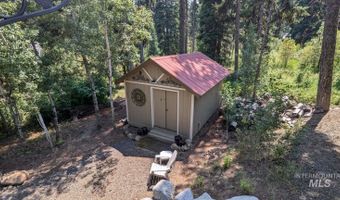 578 Hatch Rd, Cascade, ID 83611