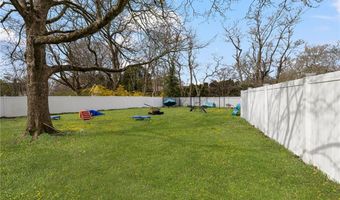 599 E Main Rd, Middletown, RI 02842