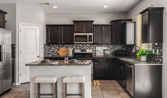 6948 Tombstone Rd NW, Albuquerque, NM 87114