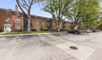 809 E Miner St 1B, Arlington Heights, IL 60004