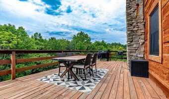 10902 N Hogan Rd, Aurora, IN 47001