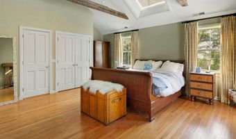 3 Raiders Ln, Darien, CT 06820