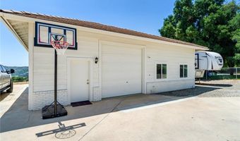 13288 Oak Crest Dr, Yucaipa, CA 92399