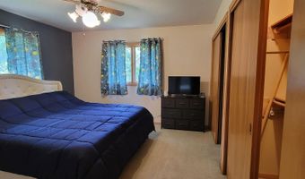 715 S Dodge St, Algona, IA 50511