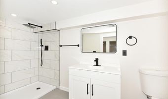 79 Columbus Blvd, Amityville, NY 11701