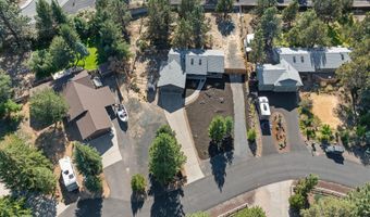 61325 King Josiah Pl, Bend, OR 97702