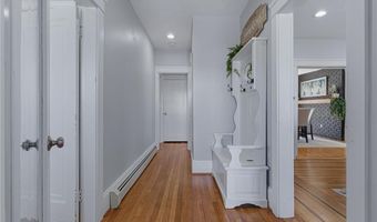 1175 Lonsdale Ave, Lincoln, RI 02865