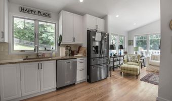 6322 WALHONDING Rd, Bethesda, MD 20816