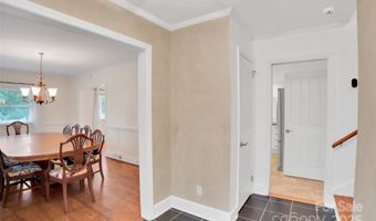 1212 Burtonwood Cir, Charlotte, NC 28212