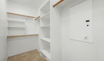 896 E LA COSTA Pl, Chandler, AZ 85249