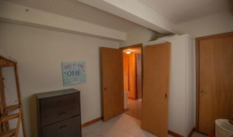 120 S Woodworth St, Algona, IA 50511