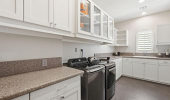 525 W HARMONY Pl, Chandler, AZ 85248