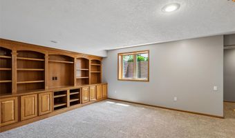 3105 NE Huntington Ln, Ankeny, IA 50021