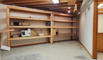 5390 Pheasant Ct, Alma, MI 48801