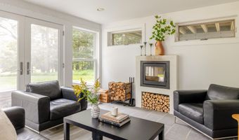 30-40 Fawn Ln, Accord, NY 12404