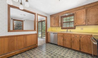 91 Inez Dr, North Kingstown, RI 02852