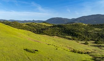 312 Sky Ridge Rd, Ashland, OR 97520