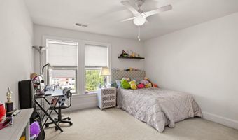 41699 BROOKEBOUROUGH Ct, Aldie, VA 20105