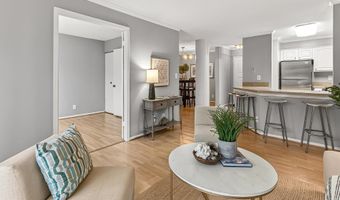 2100 LANGSTON Blvd 237, Arlington, VA 22201