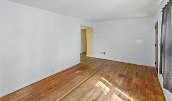 2136 Wyckoff St, Alton, IL 62002