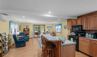 26 Lloyd Dr, Coventry, RI 02816