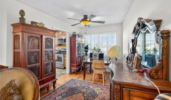 5376 Fairview Blvd 209, Los Angeles, CA 90056