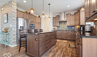 8436 Brookhaven Ln, Avon, IN 46123