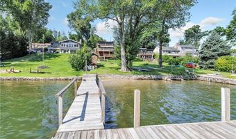 39 Cedar Dr, Danbury, CT 06811
