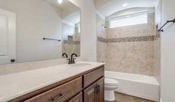 225 Palmerston Dr, Aledo, TX 76008