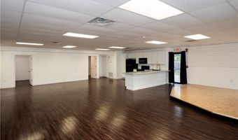 413 High St, Bristol, RI 02809