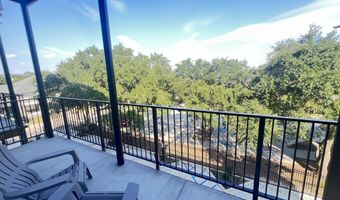 124 Court St 303, Bay St. Louis, MS 39520