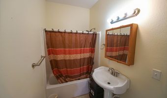 515 2nd Ave, Ackley, IA 50601